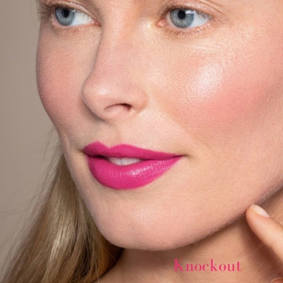 ILIA - KNOCKOUT  Color Block Lipstick NEW UNUSED BOXED - Picture 1 of 7